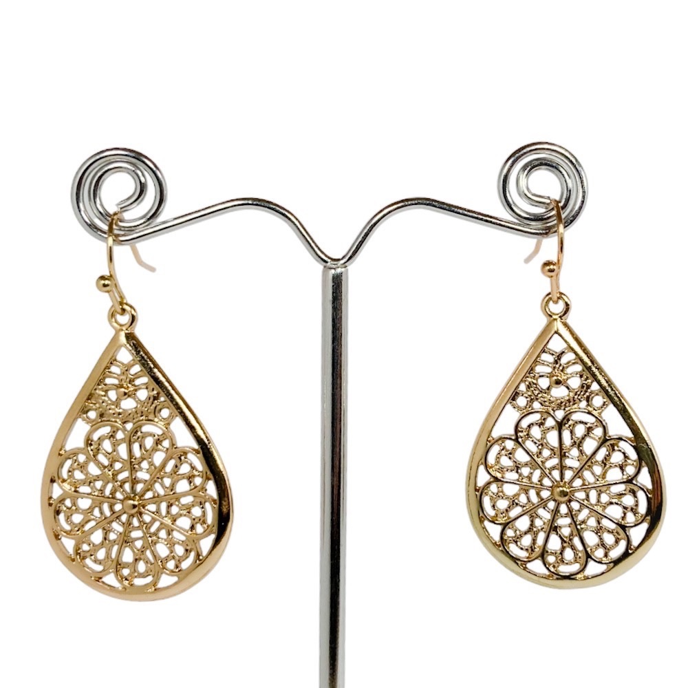 Teardrops Dangle Filigree Earrings